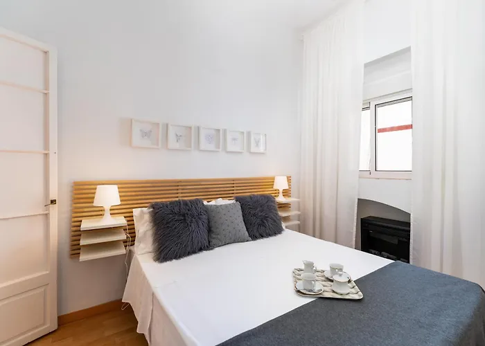 Апартаменти La Torre De Menacho *