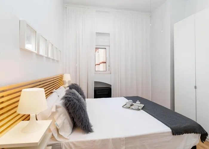 La Torre De Menacho * Кадіс